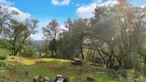 Exterior - 16710 River Ranch Rd, Grass Valley, CA 95949 photo 6 of 7