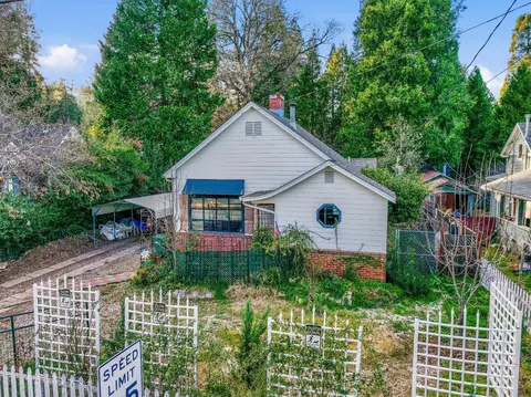 614 Zion St, Nevada City, CA 95959
