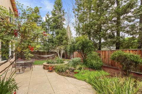 Exterior - 2015 Bishop Pl, Davis, CA 95618 photo 3 of 12