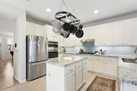 Kitchen - 2015 Bishop Pl, Davis, CA 95618 photo 2 of 8