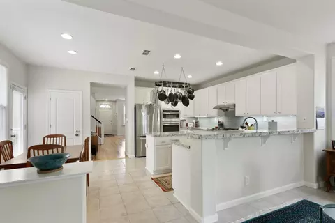 Kitchen - 2015 Bishop Pl, Davis, CA 95618 photo 5 of 8