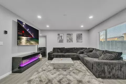 3886 Trieste Cir, Stockton, CA 95205