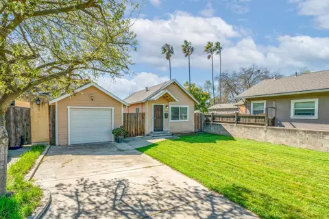 4568 9th Ave, Sacramento, CA 95820