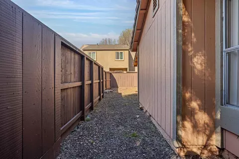Exterior - 4032 Elmo Loop #A, Modesto, CA 95356 photo 6 of 9