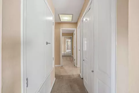 Entry Way - 4032 Elmo Loop #A, Modesto, CA 95356 photo 2 of 2