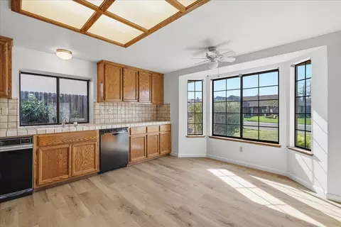 Kitchen - 5307 Nyoda Way, Carmichael, CA 95608 photo 2 of 4
