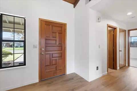 Entry Way - 5307 Nyoda Way, Carmichael, CA 95608 photo 1 of 3