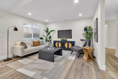 Living - 4711 Stuart St, Rocklin, CA 95765 photo 2 of 3