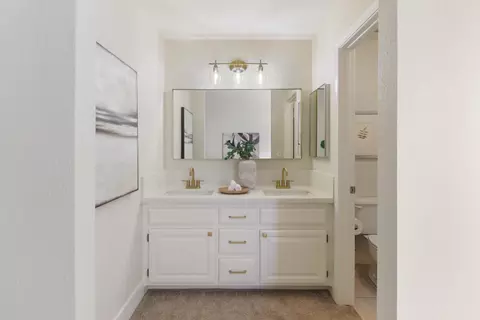 Bath - 4711 Stuart St, Rocklin, CA 95765 photo 3 of 5