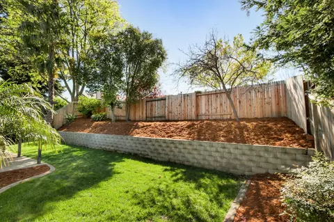 Exterior - 4711 Stuart St, Rocklin, CA 95765 photo 5 of 6