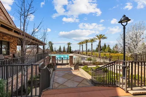 935 Campfire Cir, Rocklin, CA 95765 photo 47