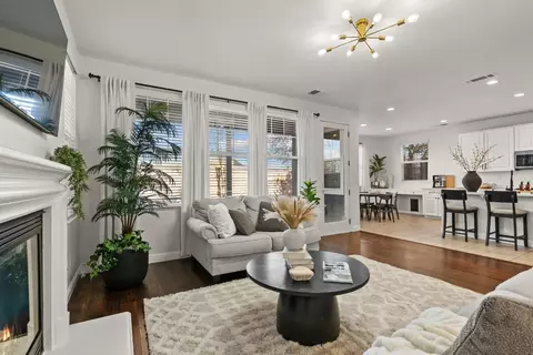 935 Campfire Cir, Rocklin, CA 95765 photo 5
