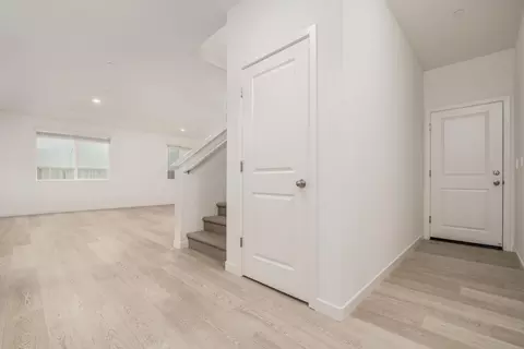 Entry Way - 1300 Bastion Ave, Galt, CA 95632 photo 4 of 6
