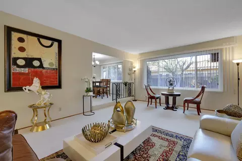 Living - 2851 Royal Palm Way, Carmichael, CA 95608 photo 3 of 7