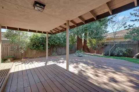 Exterior - 2851 Royal Palm Way, Carmichael, CA 95608 photo 7 of 13