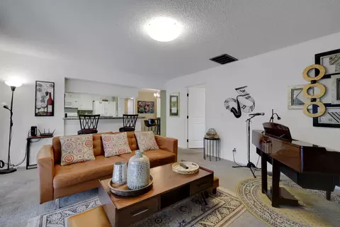 Living - 2851 Royal Palm Way, Carmichael, CA 95608 photo 7 of 7