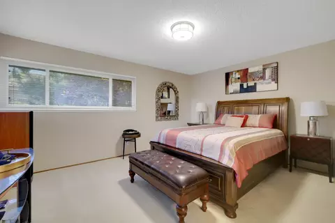 Bedroom - 2851 Royal Palm Way, Carmichael, CA 95608 photo 5 of 6