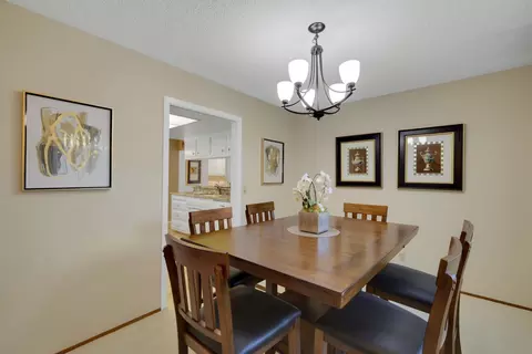 Dining - 2851 Royal Palm Way, Carmichael, CA 95608 photo 1 of 6
