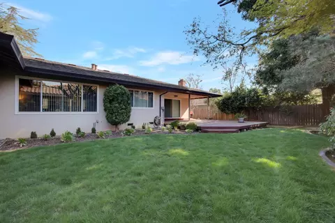Exterior - 2851 Royal Palm Way, Carmichael, CA 95608 photo 8 of 13