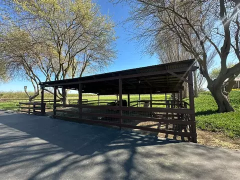 Exterior - 14101 W Bethany Rd, Tracy, CA 95304 photo 14 of 14