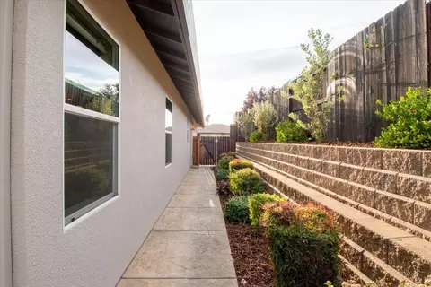 Exterior - 2043 Thomas Dr, Jackson, CA 95642 photo 10 of 13