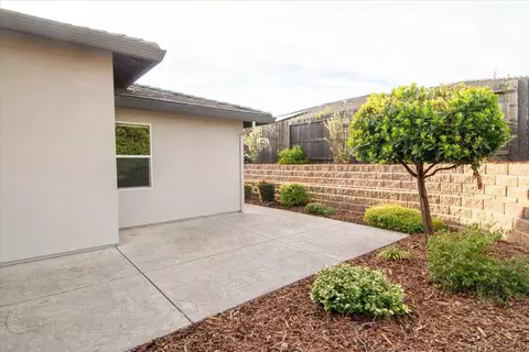 Exterior - 2043 Thomas Dr, Jackson, CA 95642 photo 11 of 13