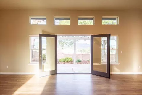 Entry Way - 2043 Thomas Dr, Jackson, CA 95642 photo 2 of 7
