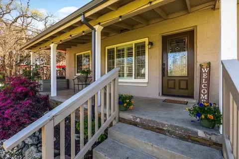 Exterior - 6244 S Walnut St, Loomis, CA 95650 photo 5 of 16