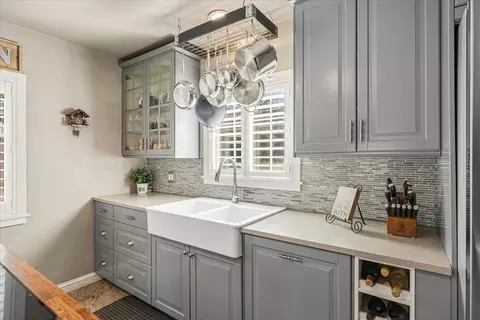 Kitchen - 6244 S Walnut St, Loomis, CA 95650 photo 5 of 7