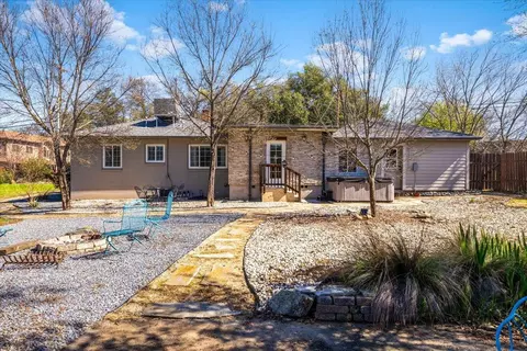 Exterior - 6244 S Walnut St, Loomis, CA 95650 photo 12 of 16