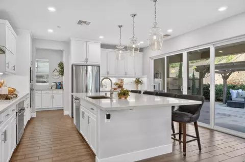 Kitchen - 1233 Harvest Loop, Folsom, CA 95630 photo 1 of 2