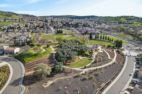 View/Area - 1233 Harvest Loop, Folsom, CA 95630 photo 6 of 7