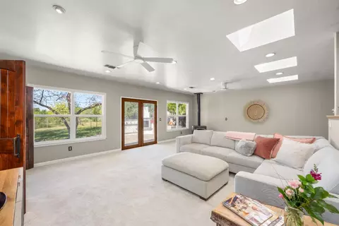 Living - 3934 Happy Rd, Loomis, CA 95650 photo 5 of 7