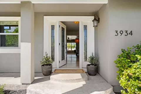 Entry Way - 3934 Happy Rd, Loomis, CA 95650 photo 1 of 1