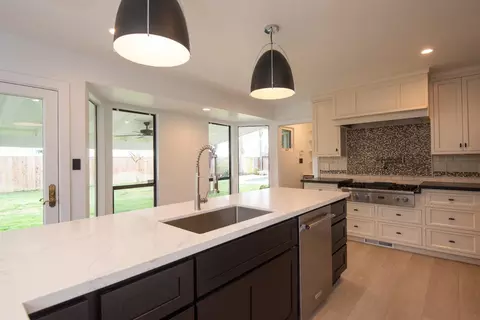 Kitchen - 606 Hartley Dr, Modesto, CA 95356 photo 2 of 8