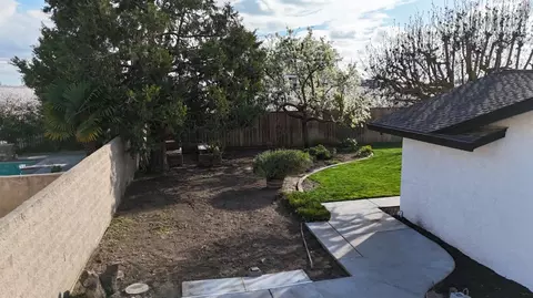 Exterior - 606 Hartley Dr, Modesto, CA 95356 photo 10 of 10