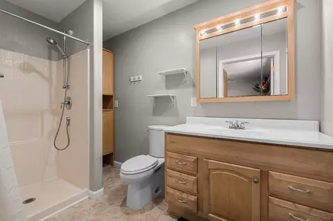 Bath - 5371 Elite Ct, Placerville, CA 95667 photo 4 of 4