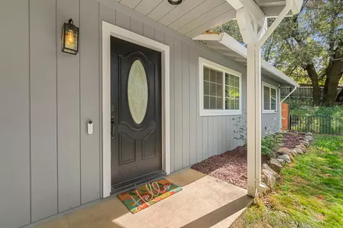 Exterior - 5371 Elite Ct, Placerville, CA 95667 photo 2 of 11
