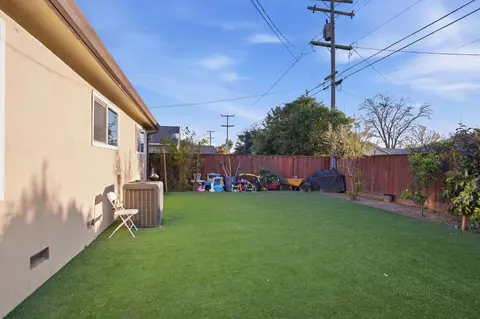Exterior - 355 Harding Ave, Manteca, CA 95336 photo 4 of 5