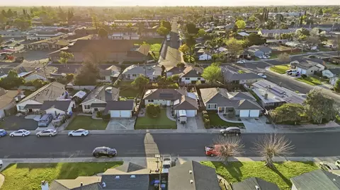 View/Area - 355 Harding Ave, Manteca, CA 95336 photo 3 of 4