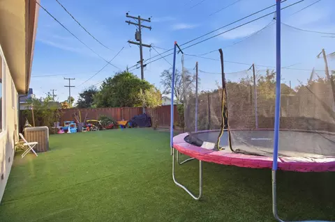 Exterior - 355 Harding Ave, Manteca, CA 95336 photo 3 of 5