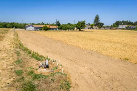 View/Area - 5136 Blaker Rd, Ceres, CA 95307 photo 5 of 6