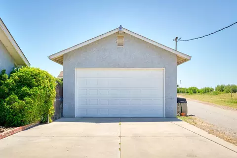 Exterior - 5136 Blaker Rd, Ceres, CA 95307 photo 7 of 16