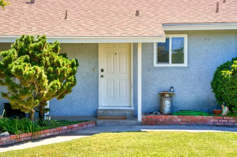 Exterior - 5136 Blaker Rd, Ceres, CA 95307 photo 6 of 16