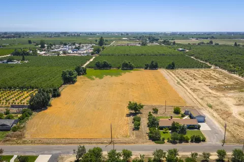 View/Area - 5136 Blaker Rd, Ceres, CA 95307 photo 4 of 6