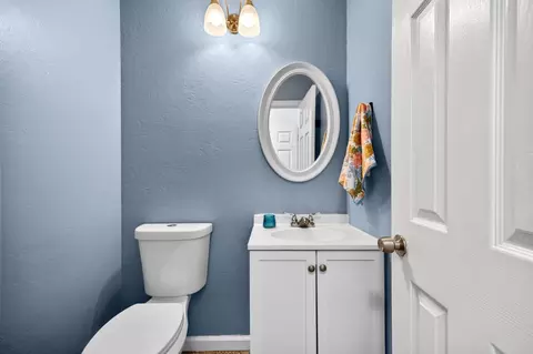 Bath - 3342 Brownlea Cir, Antelope, CA 95843 photo 1 of 3