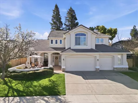 9528 Timber River Way, Elk Grove, CA 95624