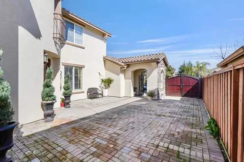 Exterior - 16501 Upper Pasture, Lathrop, CA 95330 photo 6 of 7