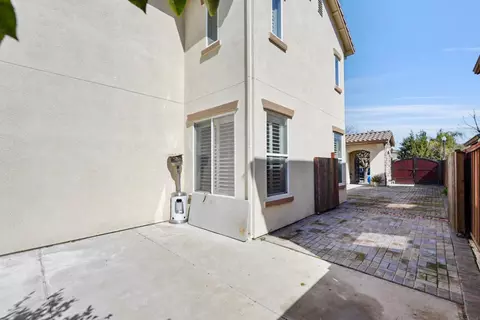 Exterior - 16501 Upper Pasture, Lathrop, CA 95330 photo 5 of 7