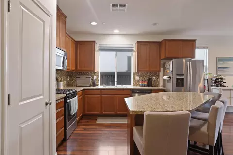 1091 Alba St, Manteca, CA 95337 photo 7